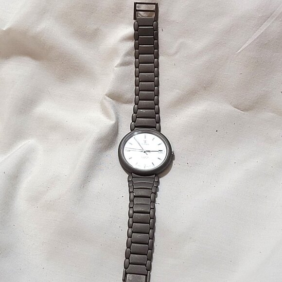 Men's Vintage Titan MTS 3ATM German Quartz Wrist Watch - Picture 11 of 12